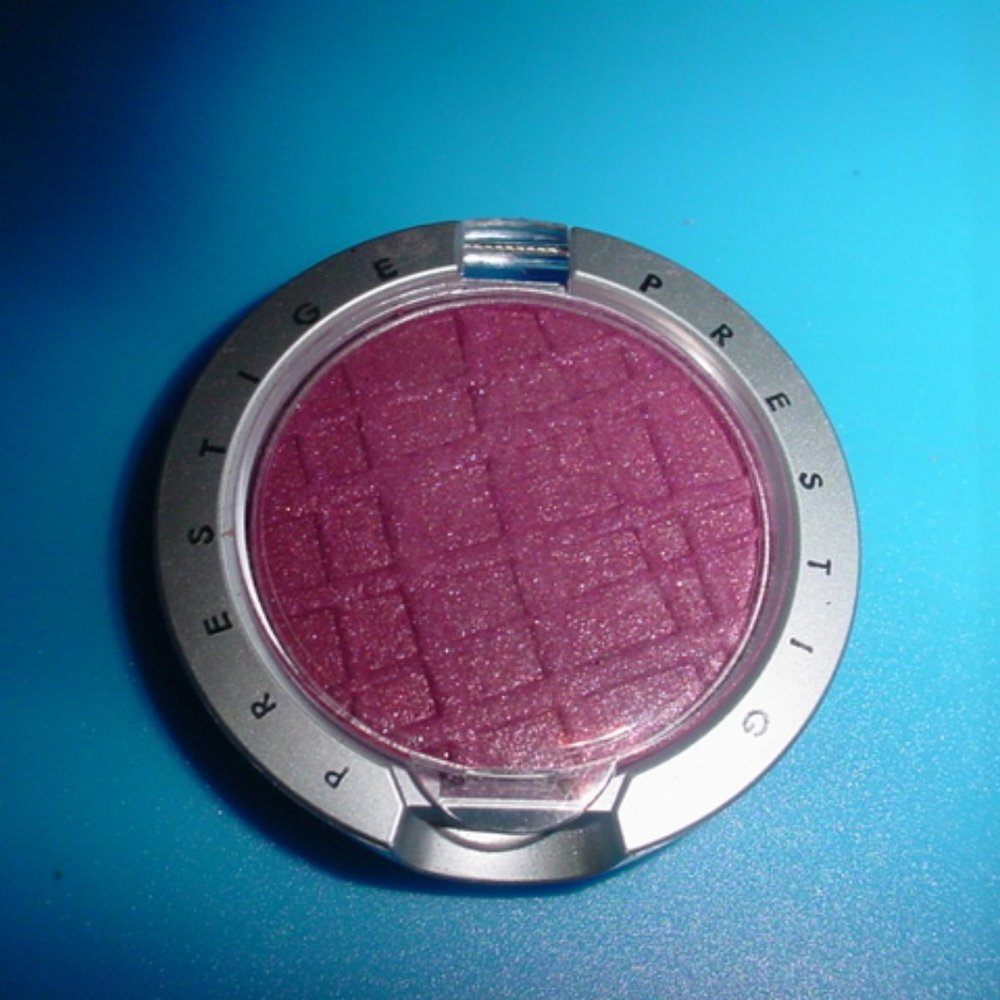 PRESTIGE New Eyeshadow BLOSSOM